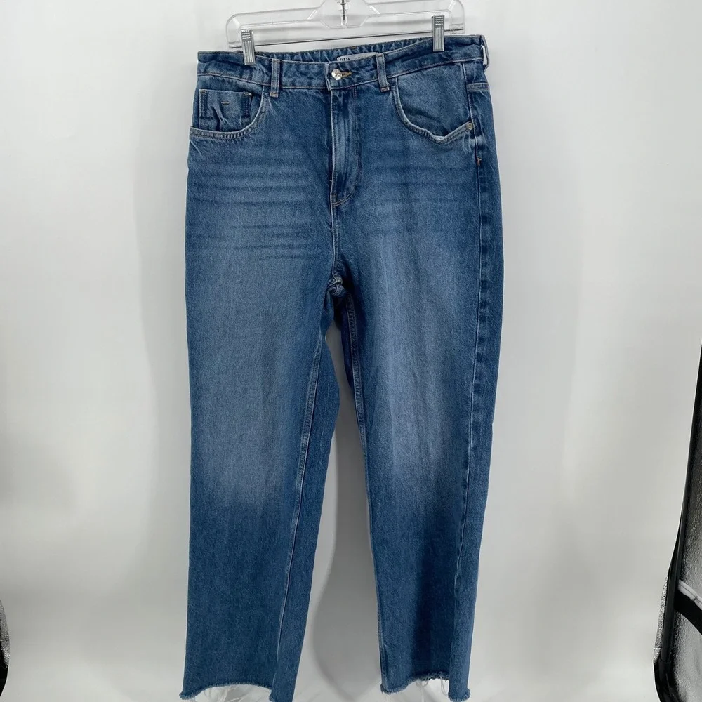Zara Straight‎ Leg Jeans Womens 12 Blue High Rise Raw Hem Relaxed